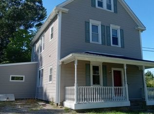 2 Quanapaog Rd, Lakeville, MA 02347