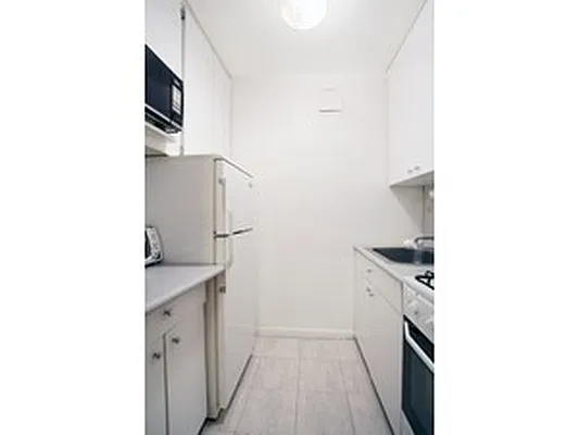 Sold by Corcoran | media 4