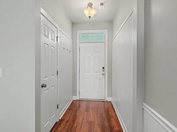 104 Pavilion St, Summerville, SC 29483