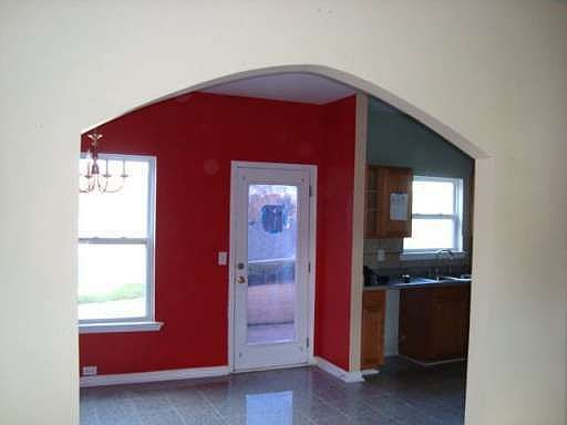 4th image of 4626 Blue Iris Way