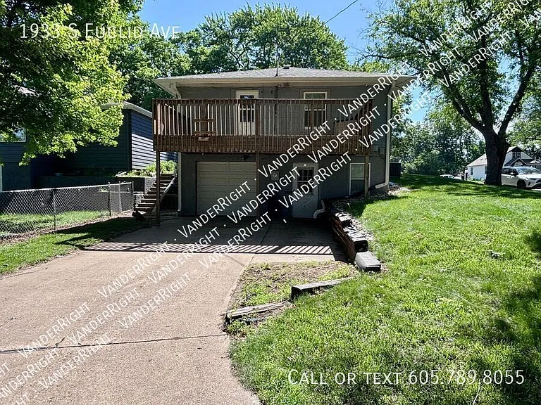 1933 S Euclid Ave — Photo 26