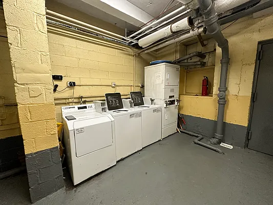 Rented by Premier One Realty LLC | media 7