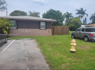 401 SW 4th Ter #403, Hallandale, FL 33009