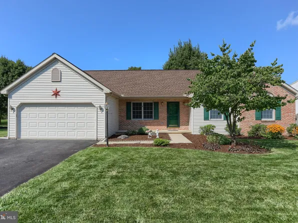 1414 E Maple St, Palmyra, PA 17078