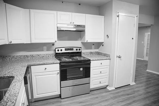 4209 Strawberry Dr — Photo 9
