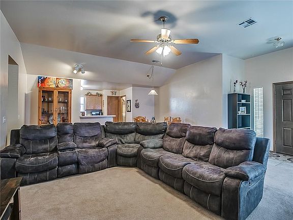 4th image of 10201 Aberdeen Dr