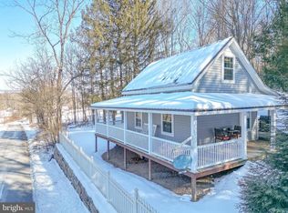 940 Deibler Gap Rd, Dalmatia, PA 17017