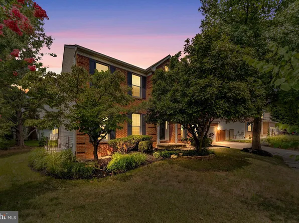 8620 Long Meadow Ct, Columbia, MD 21045