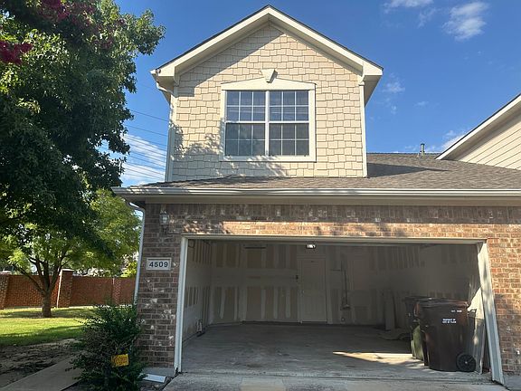 3rd image of 4509 Woodsboro Ln