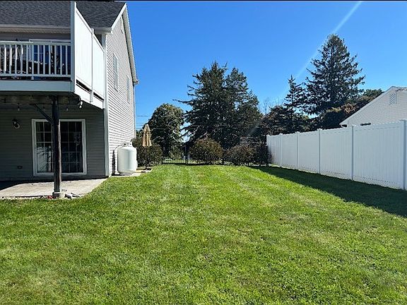 4th image of 38 Jeanette Rd
