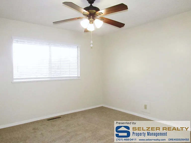 293 Toyon Rd — Photo 10