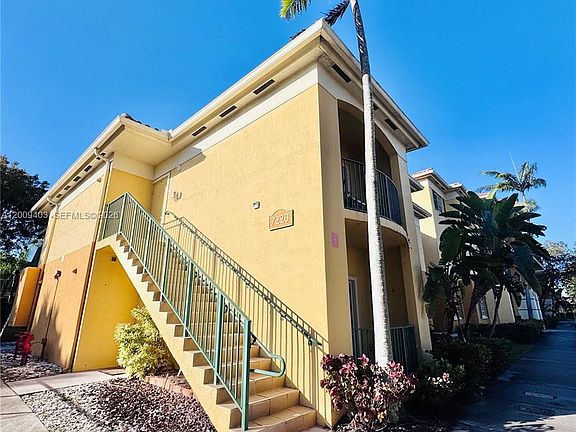 2nd image of 7220 NW 114th Ave APT 209