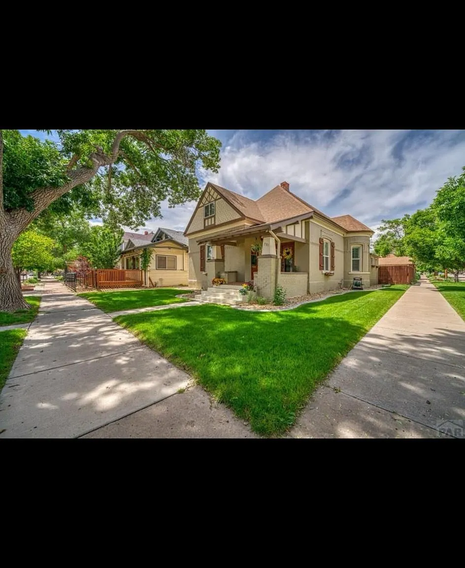 731 Greenwood Ave — Photo 2