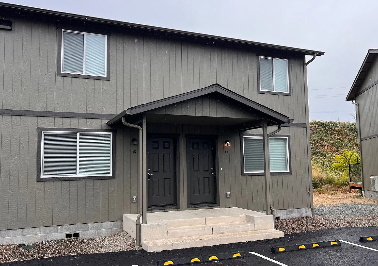 Cozy Townhome for Rent — Photo 2