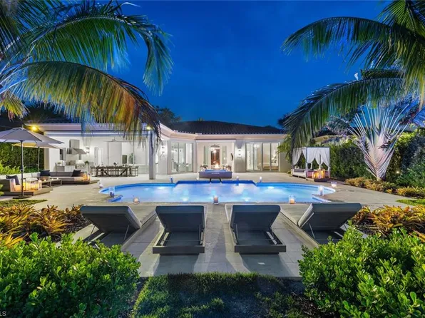 2037 Isla Vista LN, NAPLES, FL 34105