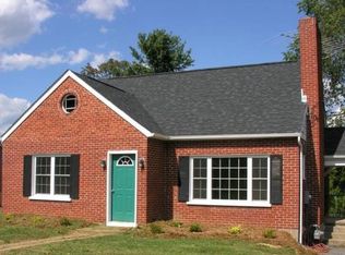 64 Mountain View Dr, Waynesboro, VA 22980