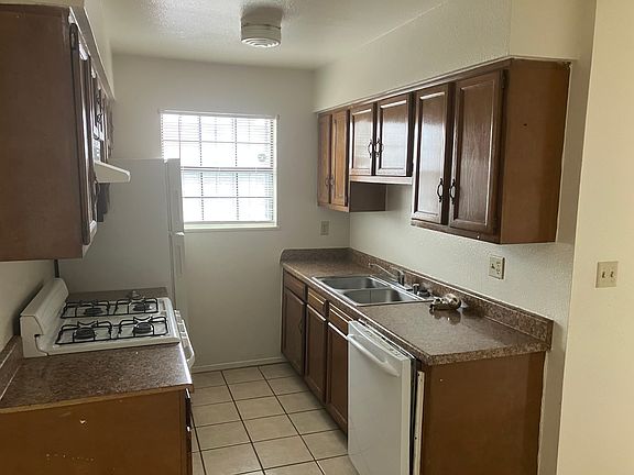 4th image of 2718 Porter Ave #2718