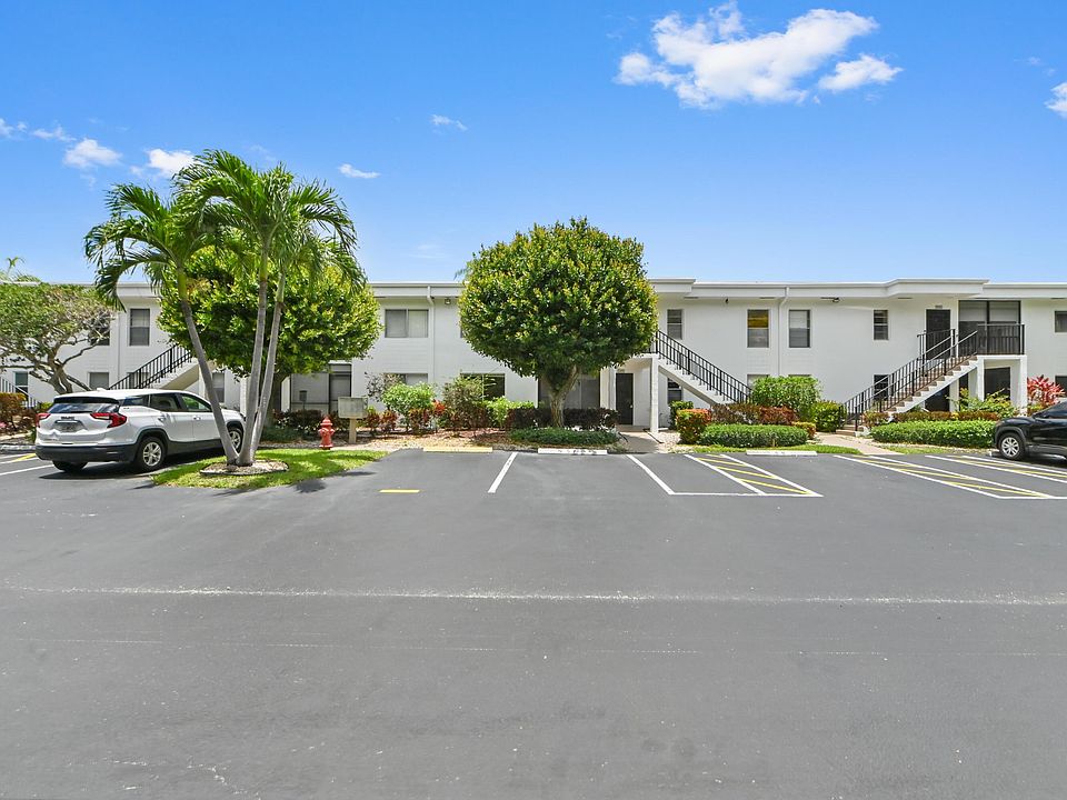 1st image of 6586 Southurst Terrace #103