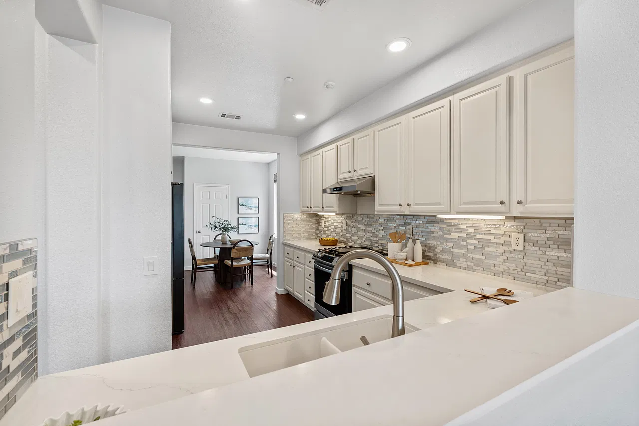3 bed, 1507 sqft, $4,400 — Photo 3