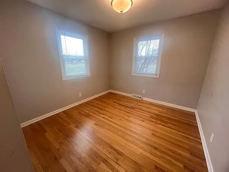964 Rosewood St — Photo 18