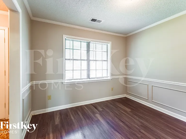 4110 Friendship Ln — Photo 6