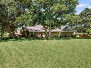 12007 Lost Oak Ridge Dr, Woodway, TX 76712