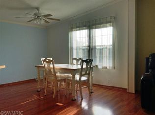 208 S Grant St, Galien, MI 49113