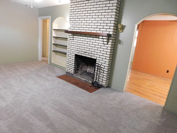 5th image of 714 W 4th Ave
