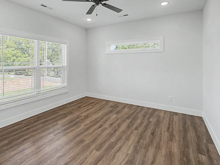 409 Magnolia Rdg — Photo 10
