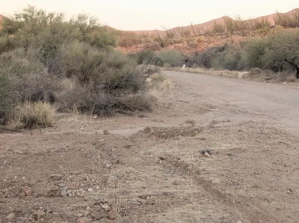 1043 S Garfield Pl #40, Vail, AZ 85641