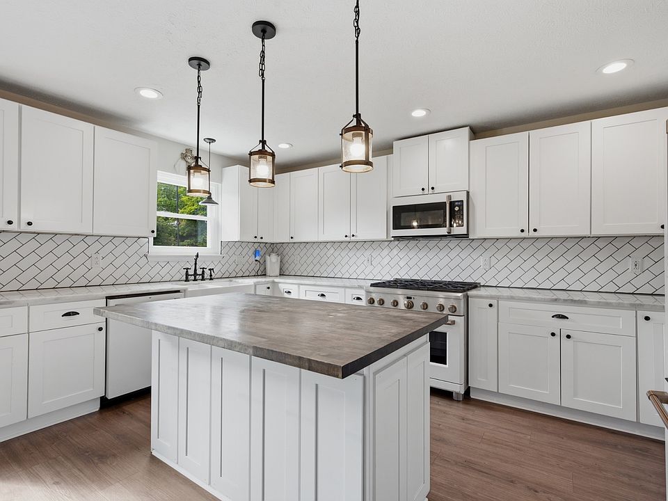 1st image of 4005 Timber Ridge Ct