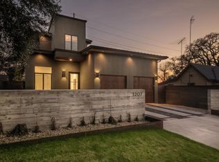 2101 Pennsylvania Ave #B, Austin, TX 78702