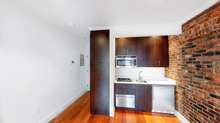 Rented by Keller Williams NYC | media 9