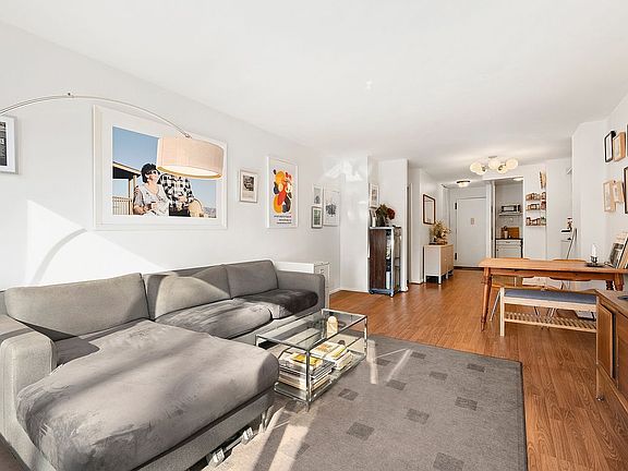 2nd image of 195 Willoughby Ave APT 205