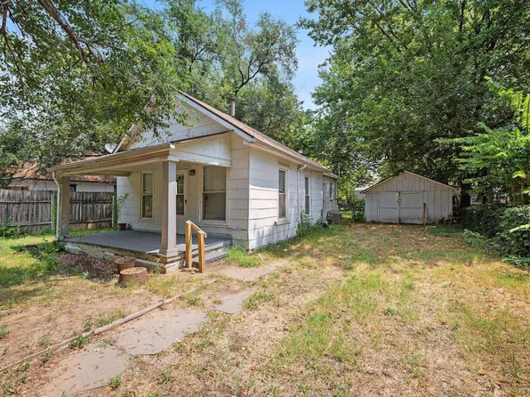 1024 S Greenwood Ave, Wichita, KS 67211