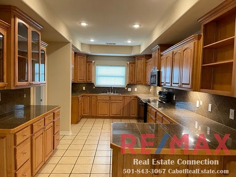 59 Hickory Bend Dr — Photo 2