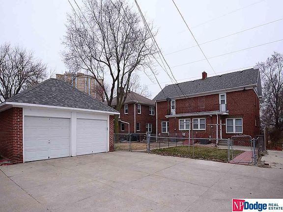 4th image of 5404 Leavenworth St