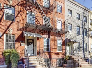 543 51st Ave, Long Island City, NY 11101