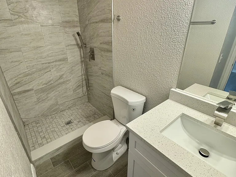 403 Tillman Ave SW — Photo 7