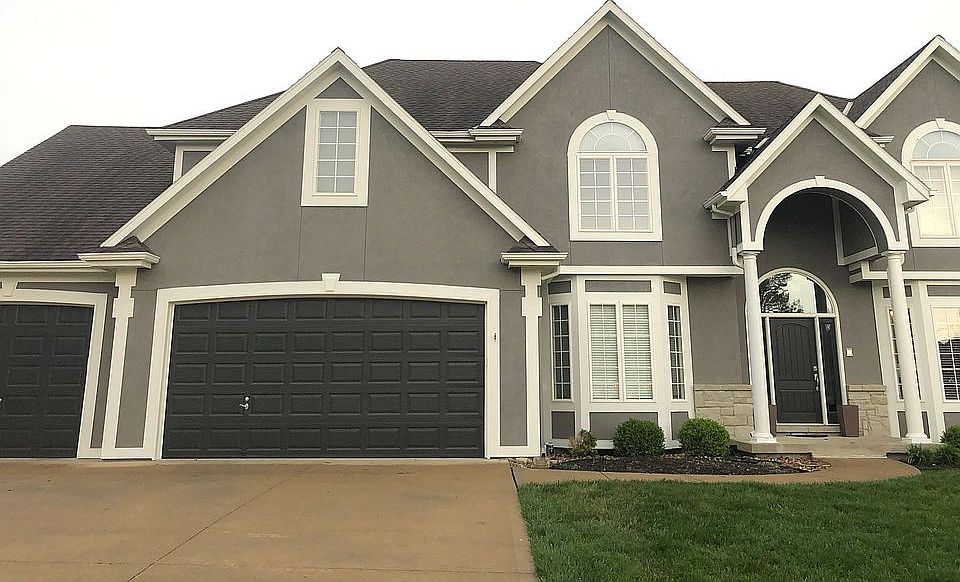 1st image of 724 Winterstar Dr