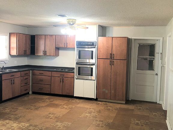 2nd image of 4311 49th St