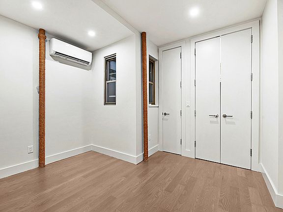 5th image of 113 E 31st St APT 2b