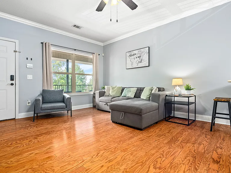 836 W Glenn Ave #314 — Photo 3