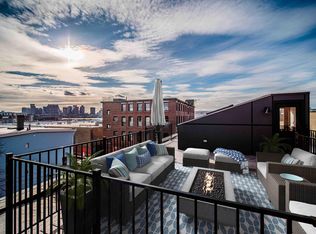 2 Lexington St #1B, Boston, MA 02128