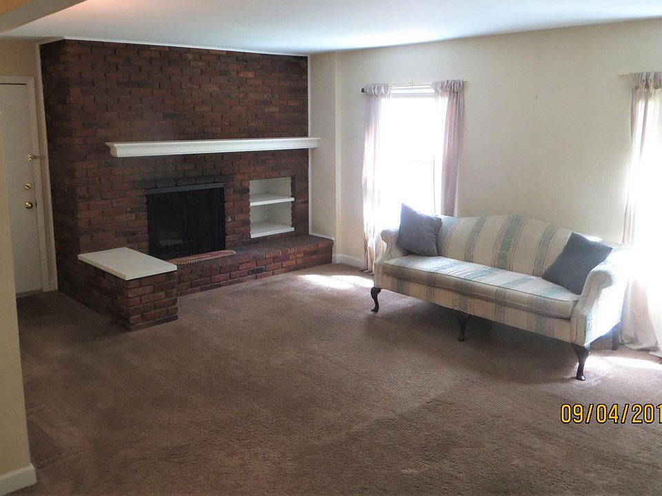 1st image of 7020 Carriage Hill Dr APT 103