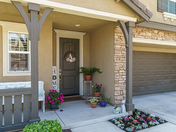 3rd image of 4012 Burchard Way