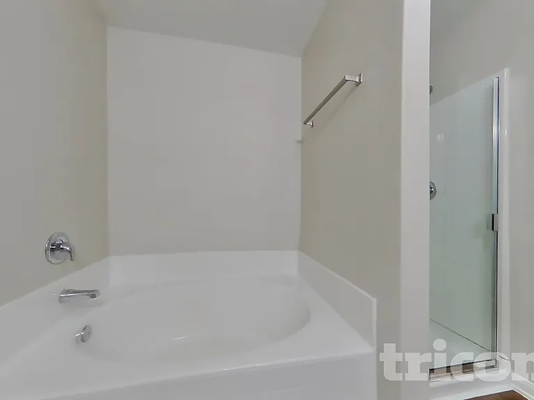 2437 Regatta Ln — Photo 11
