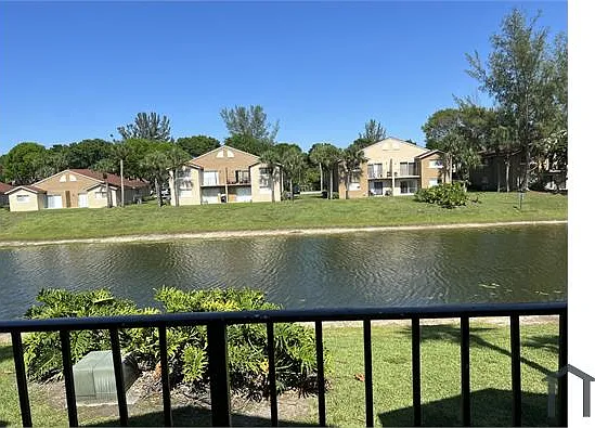 983 Lake Terry Dr #D — Photo 12