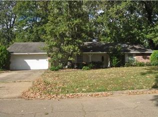 1738 Fairwood Dr, Jackson, MS 39213