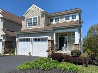 2905 Green Ct, Easton, PA 18040